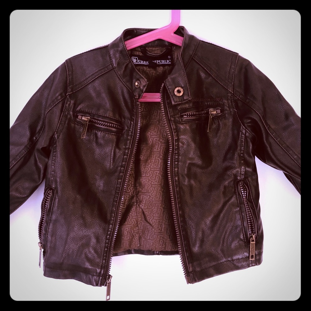 leather jacket URBAN REPUBLIC SIZE 3T